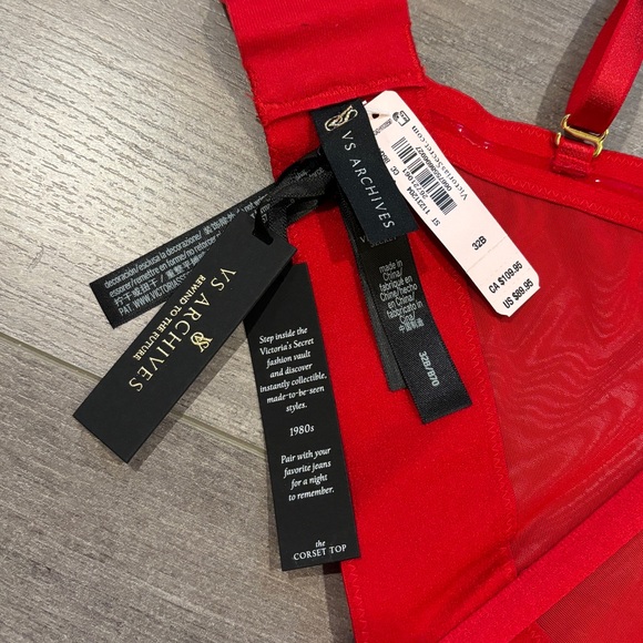 Archives Corset Top - Picture 5 of 6